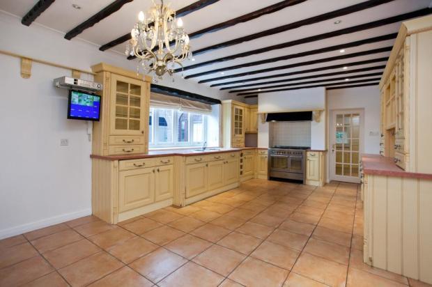 Large Kitchen