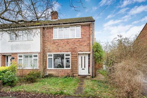 Lansdown Close, Woking, Surrey, GU21