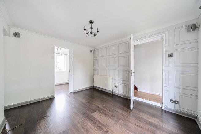 1 bed Flat for sale Image 4