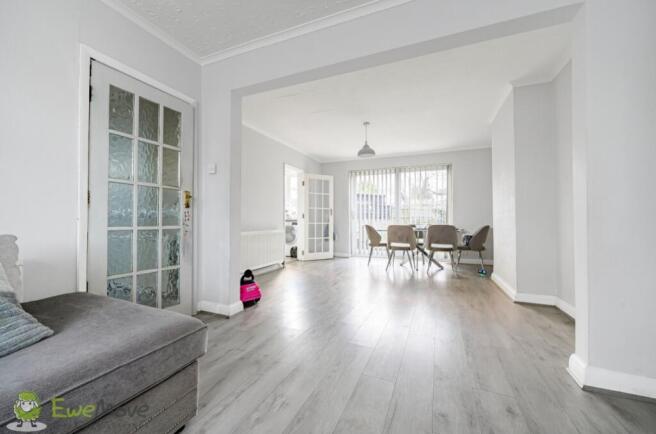 bdae5114-1239-4ceb-9d73-1dfceaf1ea23