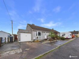 10 Trego, Lowenac Crescent, Hayle TR27 5DY