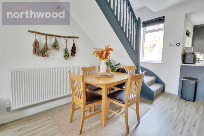 2 bed Terraced for sale Image 5
