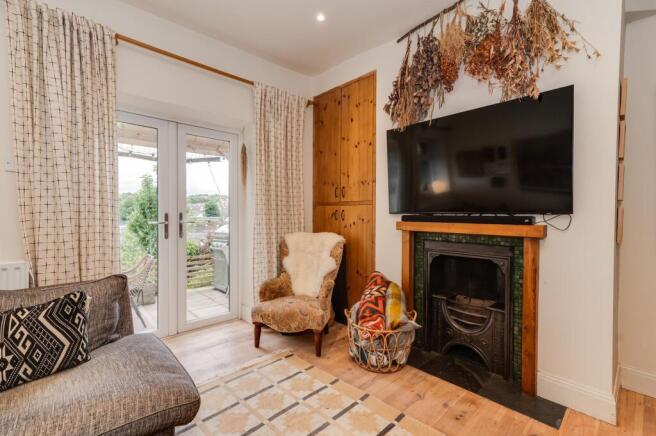 2 bed Terraced for sale Image 6