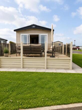 2 bed Park Home for sale Image 10