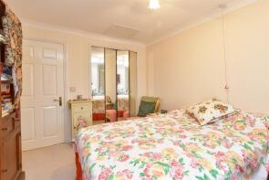 Flat 19, 75 Highfield Court, Penfold Road, Broadwater, Worthing BN14 8PE