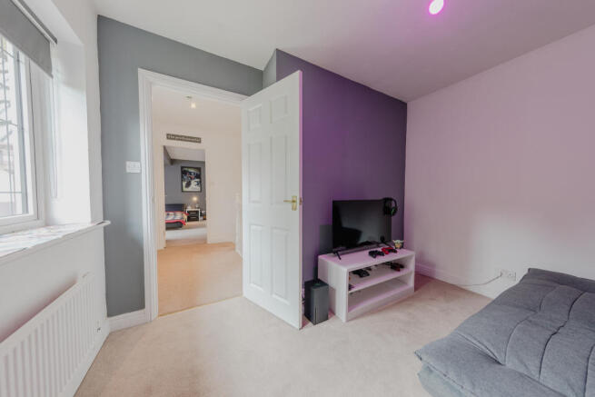 Bedroom 5.jpg