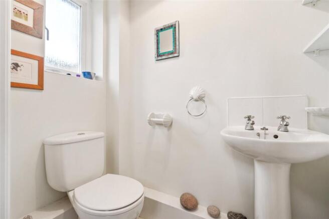 3 bed Detached for sale Image 6