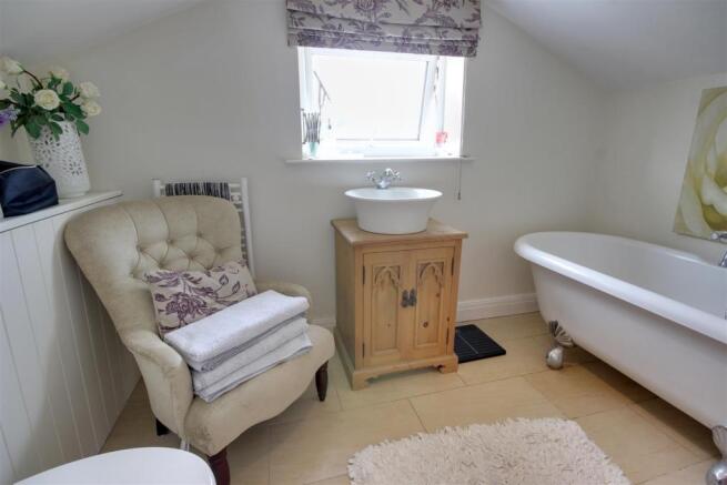 En-suite Bathroom