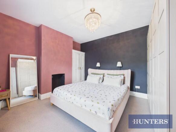 4 bed Terraced for sale Image 11