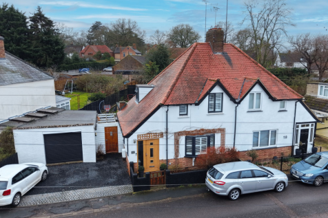 Centre Drive, Newmarket, CB8