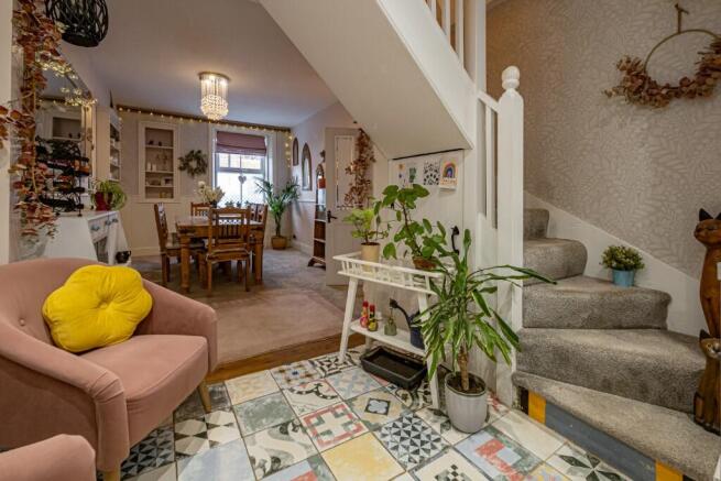 3 bed Terraced for sale Image 9