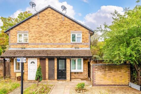 Weavers Close, Isleworth