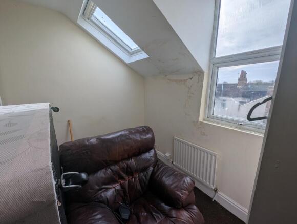 16-03-2026  17-30-57 PXL 20260316 101532940 T202603180917.jpg