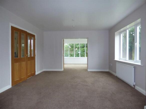Dining Area (Pic)