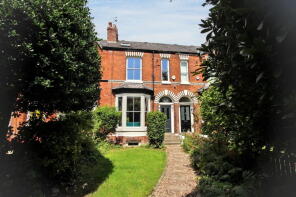25, Hawthorn Grove, Heaton Moor, Stockport SK4 4HZ