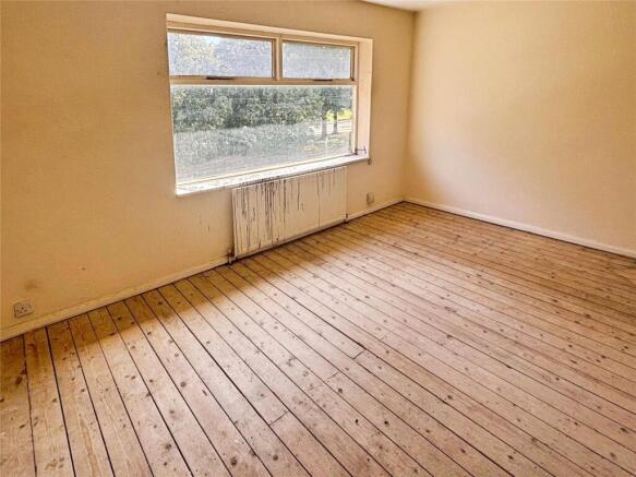 3 bed Terraced for sale Image 7