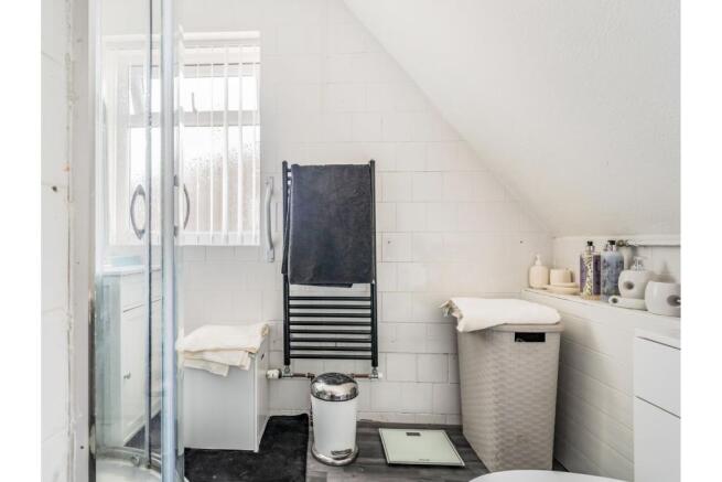 Shower 
Room