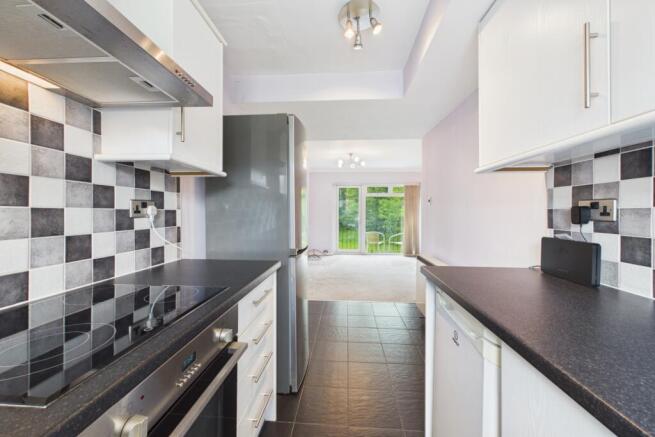 2 bed Flat to rent Image 4