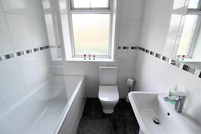 2 bed Terraced for sale Image 11