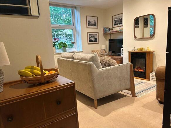 2 bed Apartment for sale Image 4