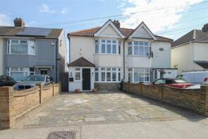 18, Heaton Way, Romford RM3 7HA