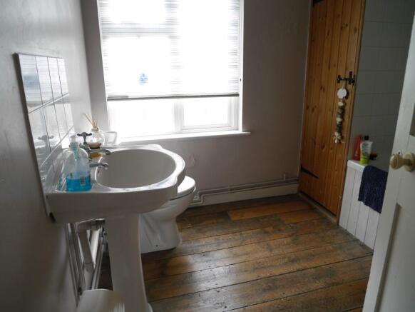 Photo 8
