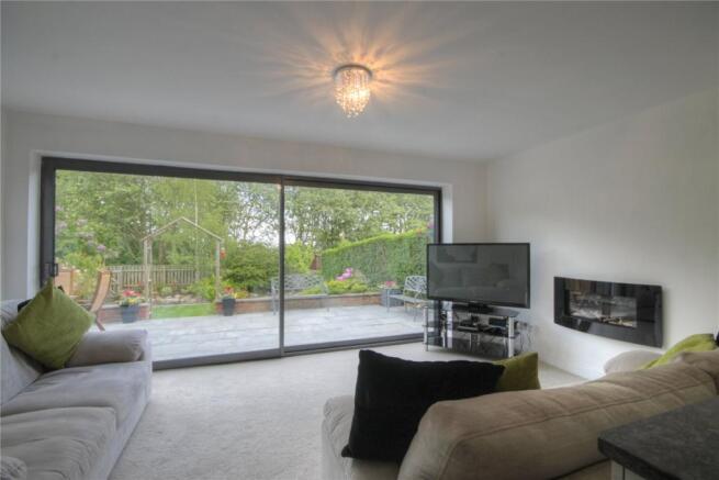 Living Room Pic 1