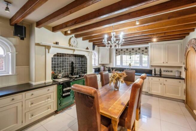 4 bed Character Property for sale Image 6