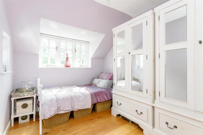 8342819-interior33.jpg