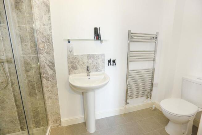 En-suite Shower/WC