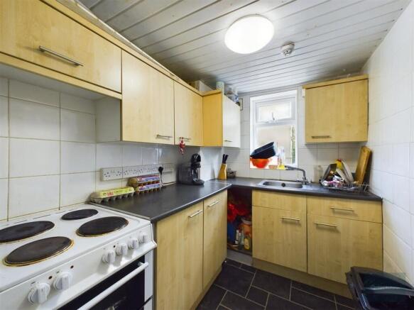 SHARED KITCHEN FACIL