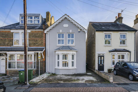 Birkbeck Road, Sidcup, DA14 4DE