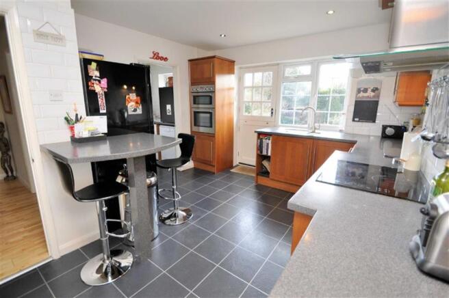 Kitchen/Breakfast Ro