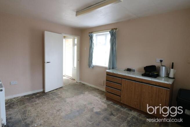 Barn Close (incl. Plot), Maxey, Market Deeping, PE6 photo 4