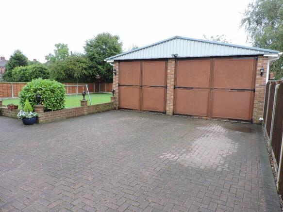 Double garage
