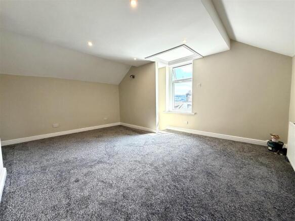 2 bed End of Terrace for sale Image 6