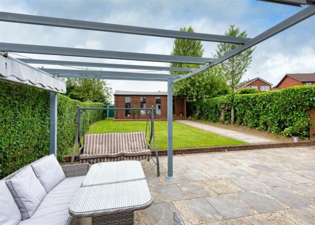 64 Langley Road-Garden4.jpg