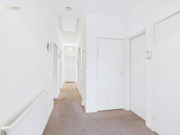 cam04914g0pr0344still002