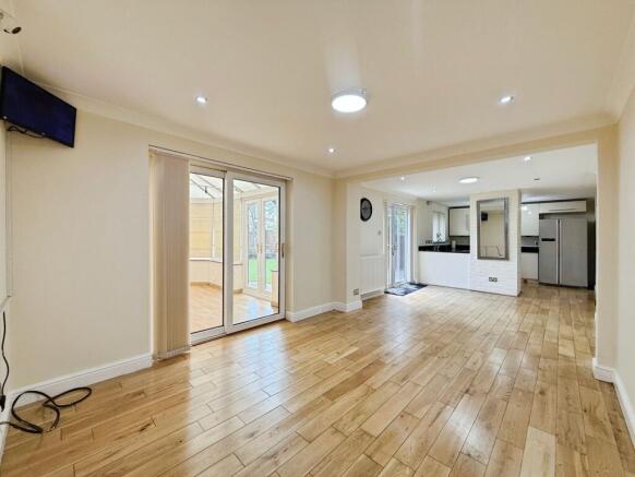 Kitchen Family Room