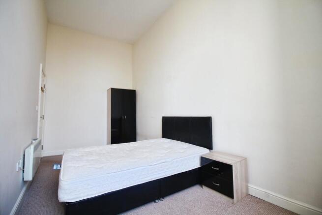 2 bed Flat for sale Image 6