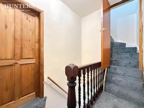 3 bed Terraced to rent Image 5