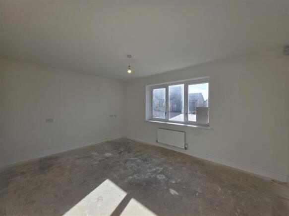 3 bed Semi-Detached Bungalow for sale Image 7