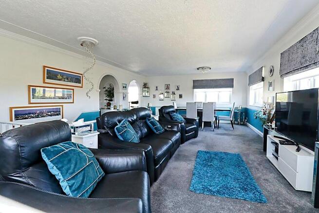 Living / Dining Room