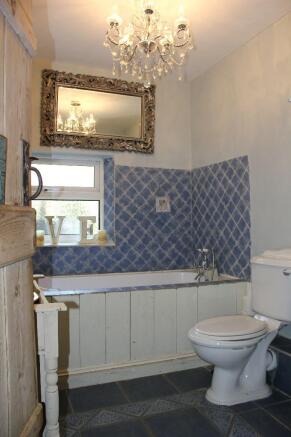 Photo 10