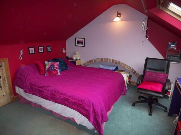 Photo 9