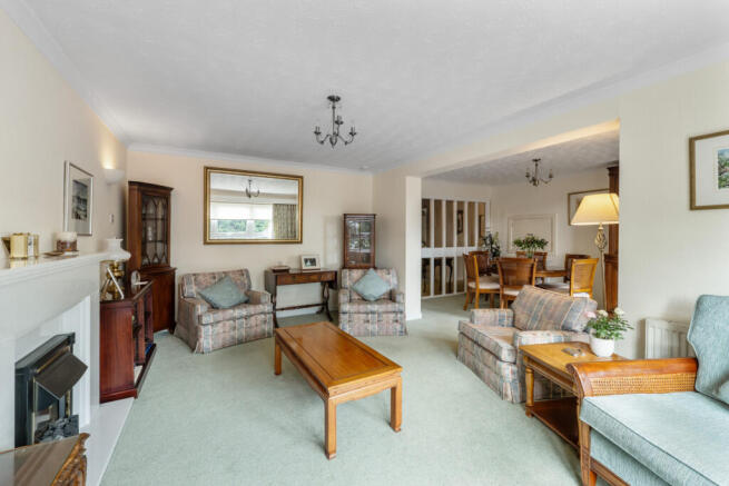 63 Roman Court, Bearsden, G61 2NW photo 4