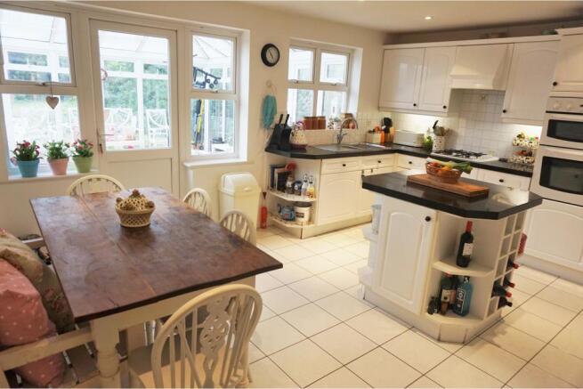 Kitchen / Breakfast