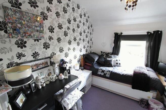 bedroom2