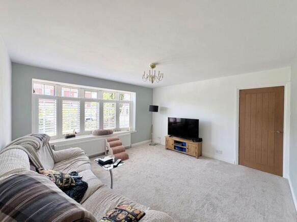 3 bed Detached for sale Image 9