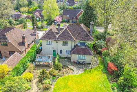 Brook Lane, Lindfield, RH16